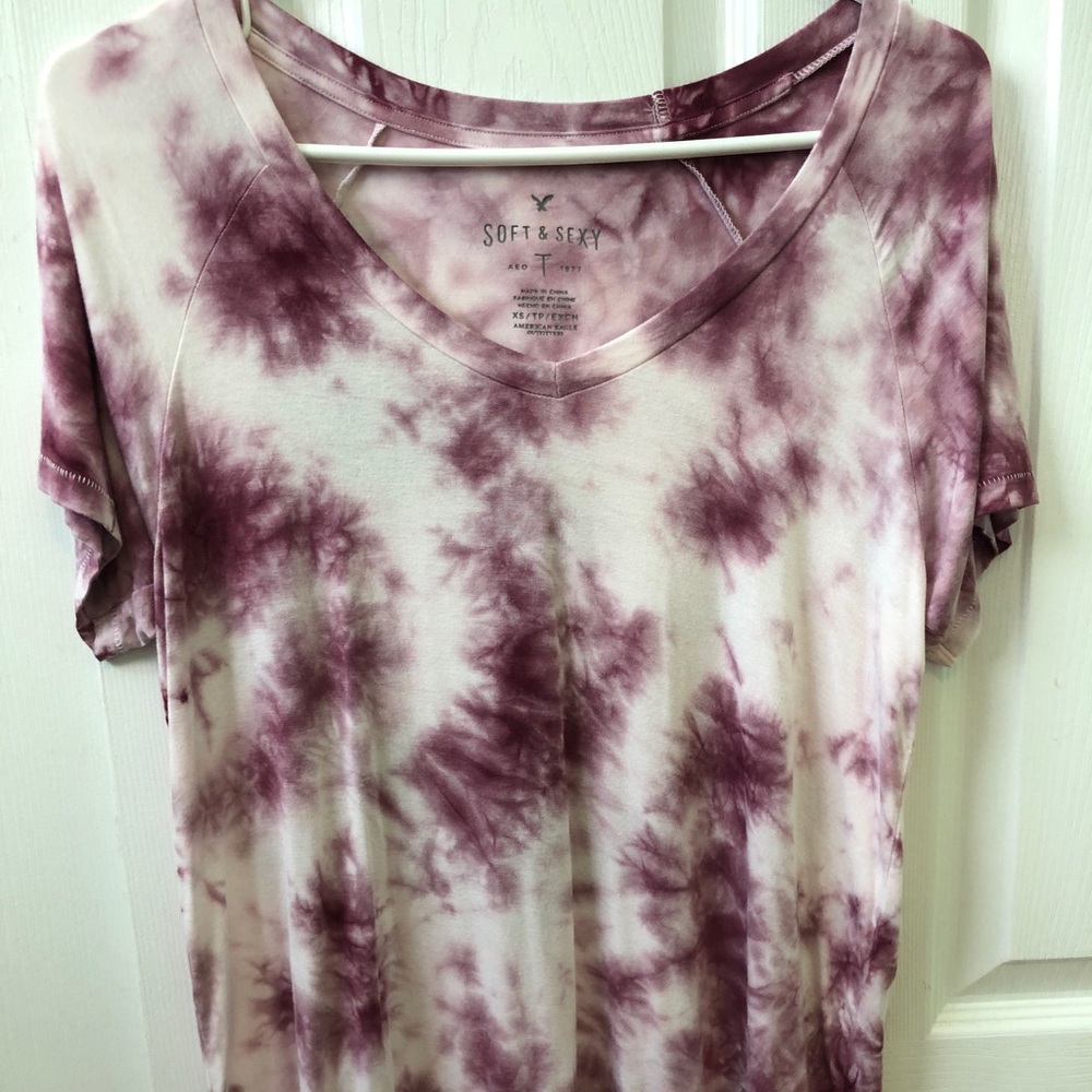 AEO soft and sexy v neck tee